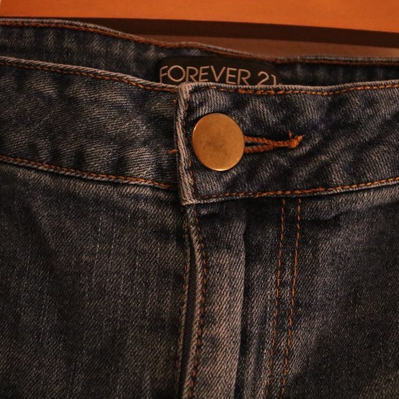 F21+ Cropped Cuffed Ripped Jeans - Picture 10 of 14